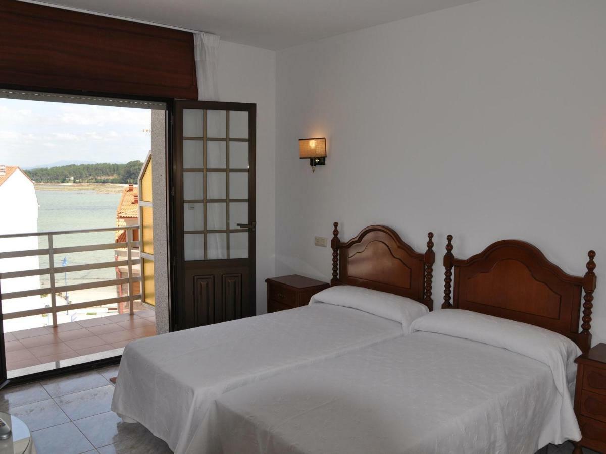 Hostal Mourelos O Grove Camera foto